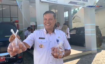 Tak Ketinggalan, ASN di Lingkup Pemerintah Kecamatan Takeran Gelar Aksi Beli Telur Peternak Magetan